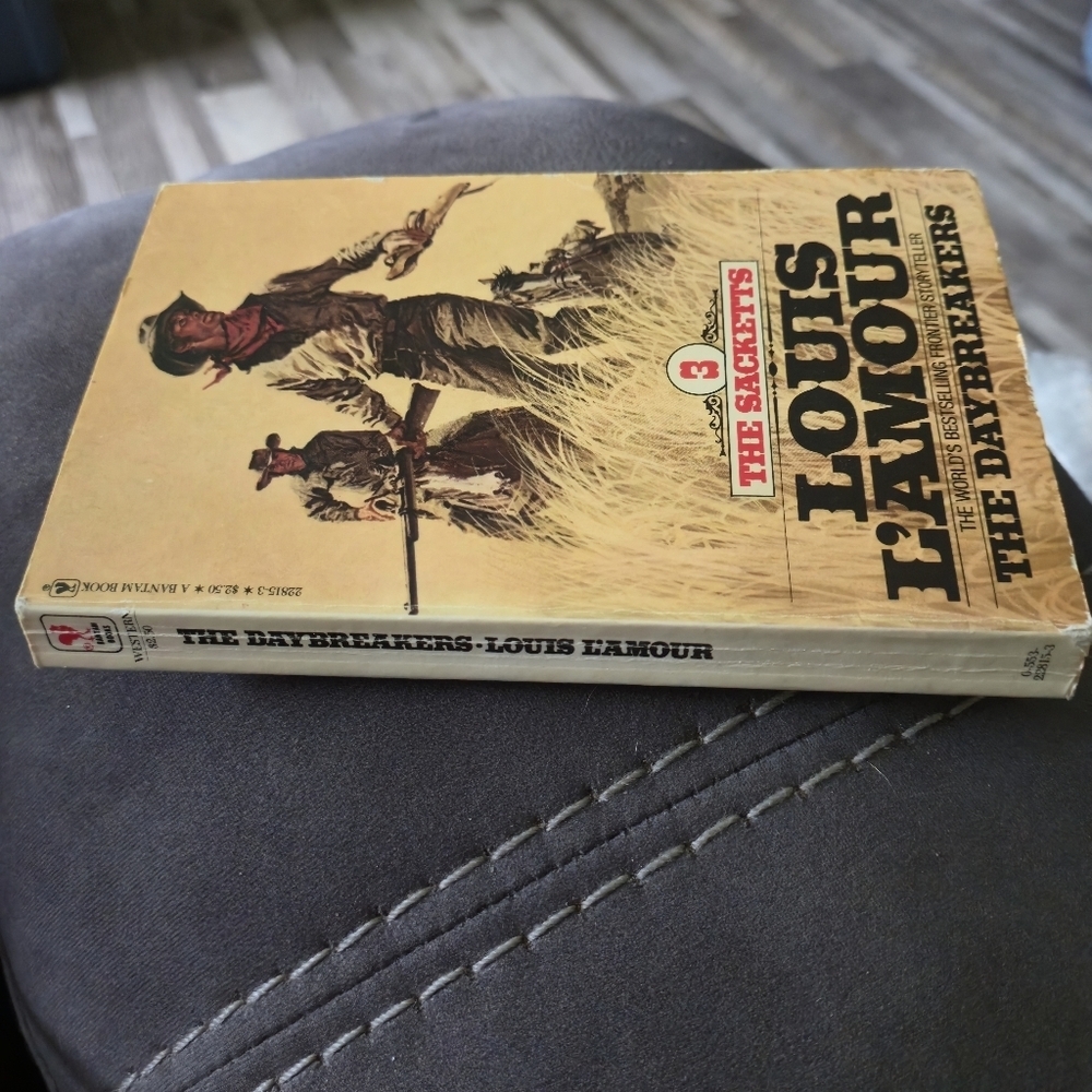 Louis L’Amour The Daybreakers 1982 Vintage Paperback The Sacketts #3 - Picture 4 of 7